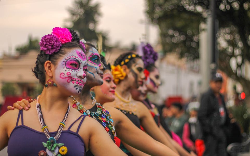 Red Lion Travel Agency